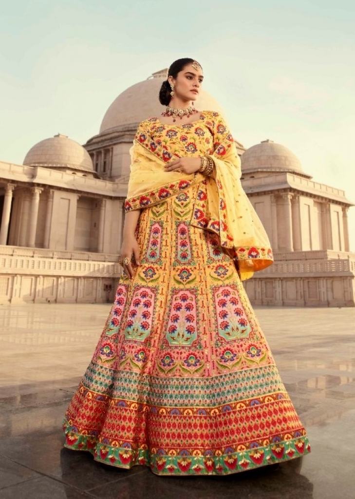 15834 LATEST DESIGNER WEDDING HALDI SPECIAL MOM AND DAUGHTER MATCHING YELLOW  LEHENGA CHOLI - Reewaz International | Wholesaler & Exporter of indian  ethnic wear catalogs.