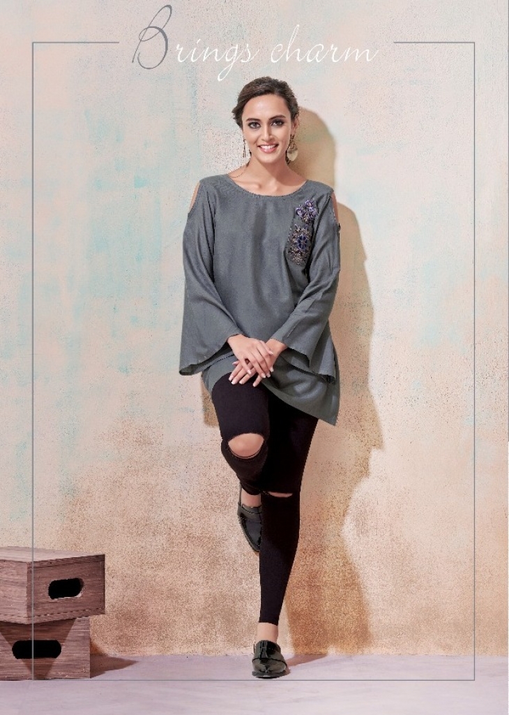 Trendy and Women latest design tops H-6