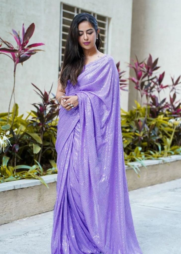 Light Pink/Purple Saree for a Stylish Party Look