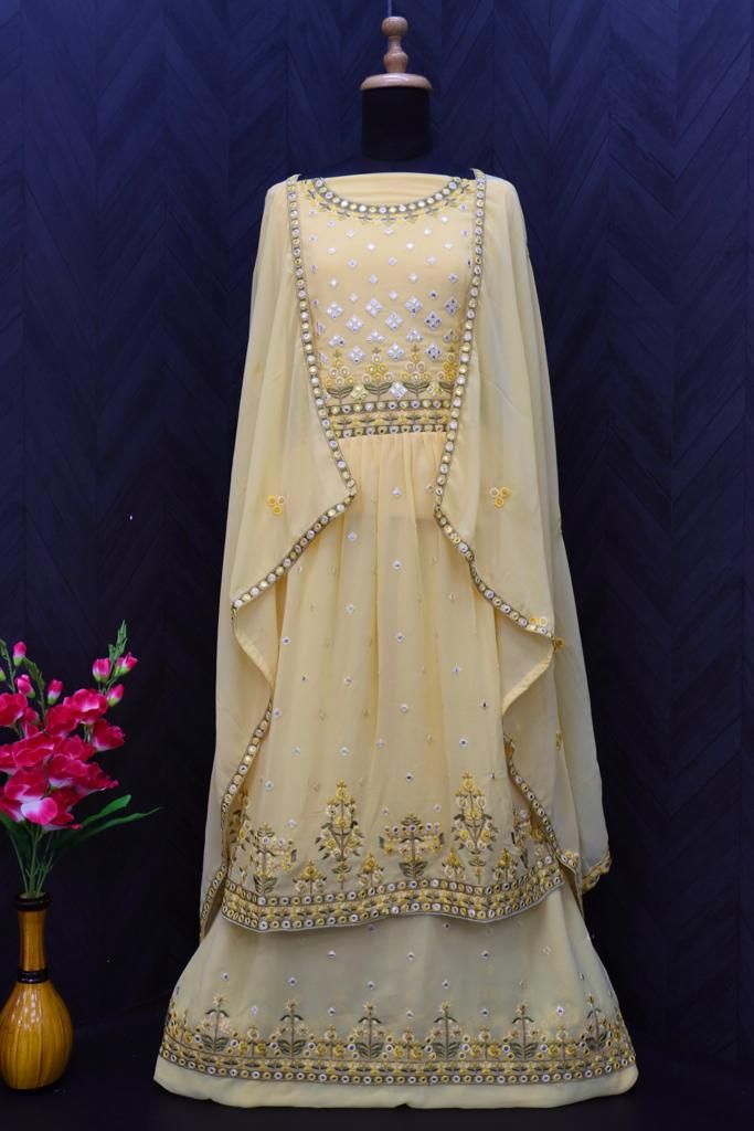 Ladies Suit | Pakistani Ladies Dress | Buy Pakistani Clothes Online