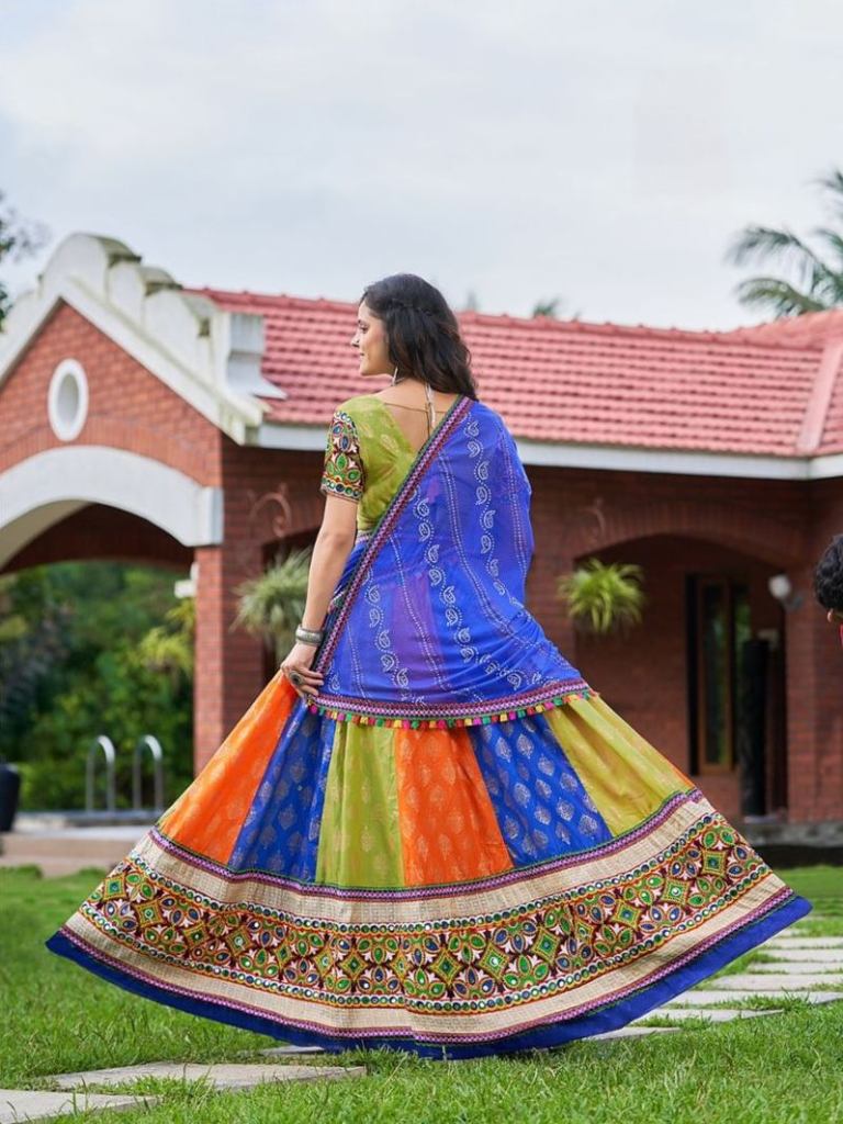 Embriodered Semi-Stitched Black Velvet Bridal Lehenga Choli, Size: Free  Size at Rs 1450 in Surat