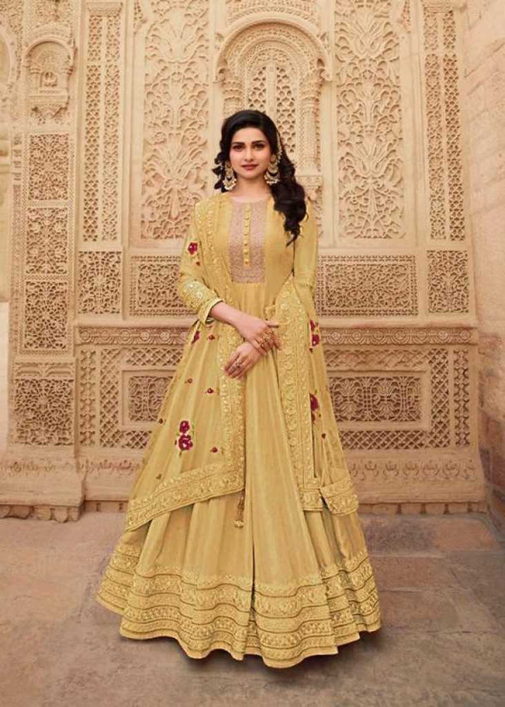 Pari hot sale frock suit