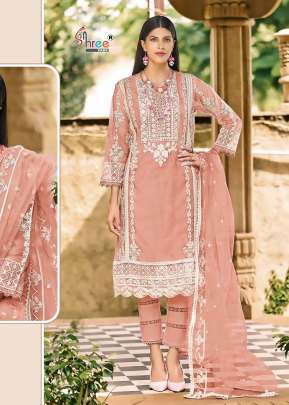 Designer Heavy Organza With Heavy Embroidery Work Pakistani Suit Peach Color S DN 737