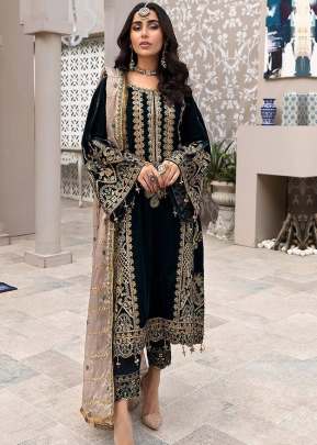 Exclusive Heavy Faux Georgette With Embroidery Work Pakistani Suit Black Color DN 9104