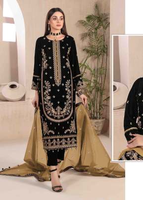 Mah E Rooh 9000 Velvet With Heavy Embroidery Sequence Work Winter Suit Black Color DN 4165