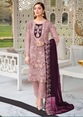 Pakistani Heavy Faux Georgette Salwar Suit DN 7119 Pink